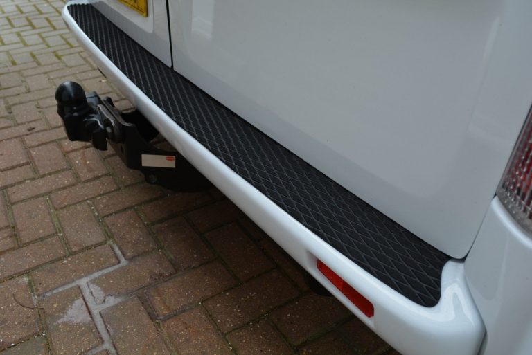 VAUXHALL VIVARO ’15 ’19 ON THE TOP DESIGN The Rear Bumper Protector Co