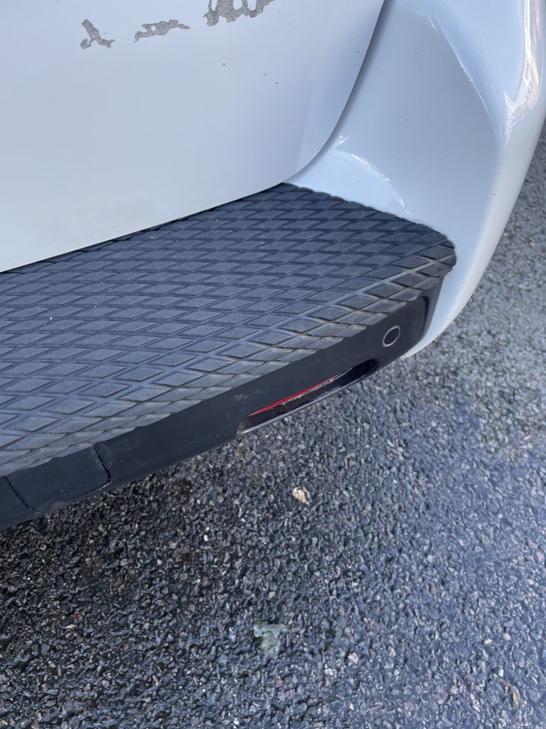 Citroen Dispatch 2017+ Over The Edge fits two piece bumper The Rear