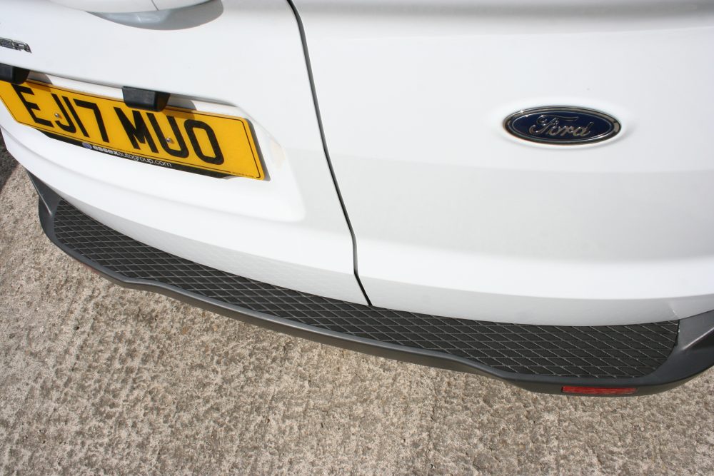 FORD TRANSIT COURIER '14 + REAR BUMPER PROTECTOR
